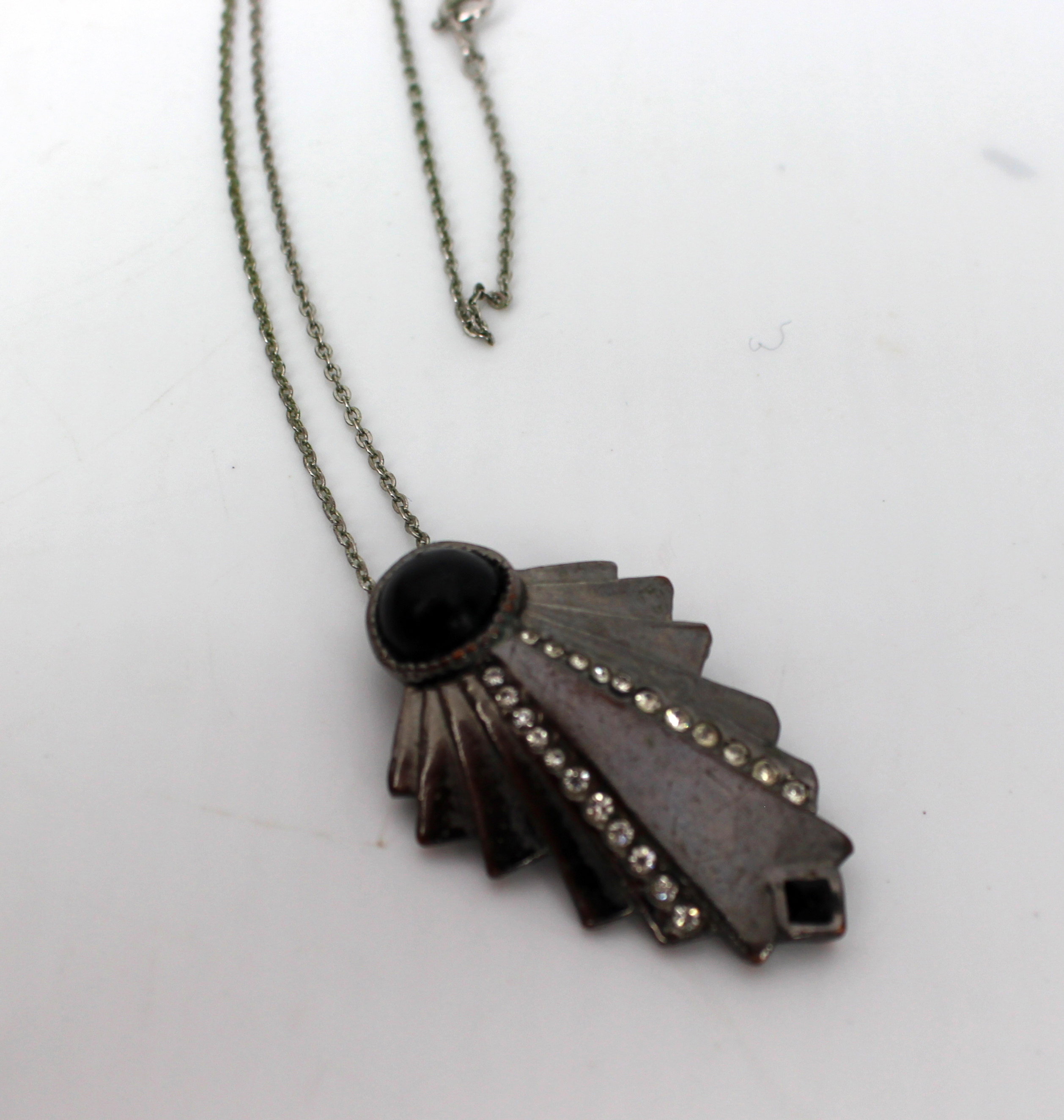 Art Deco Style Pendant Necklace - Image 2 of 2