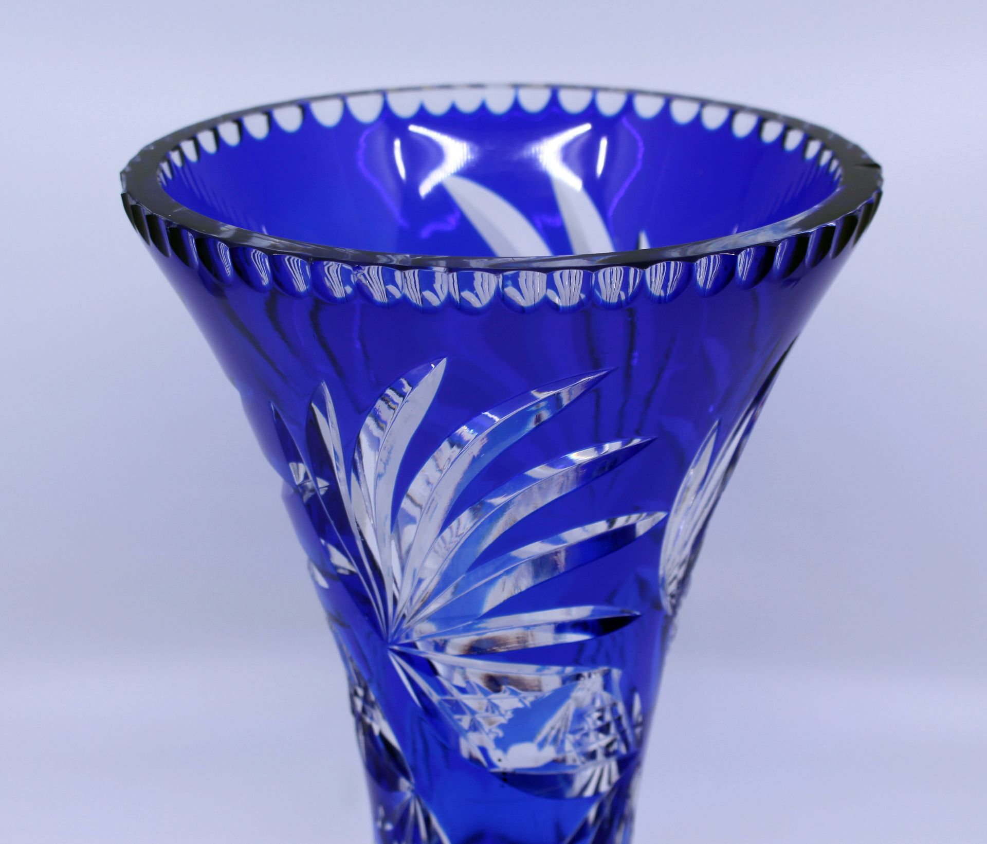 Tall Mid 20th c. Stourbridge Blue Overlay Crystal Flower Vase - Image 3 of 4