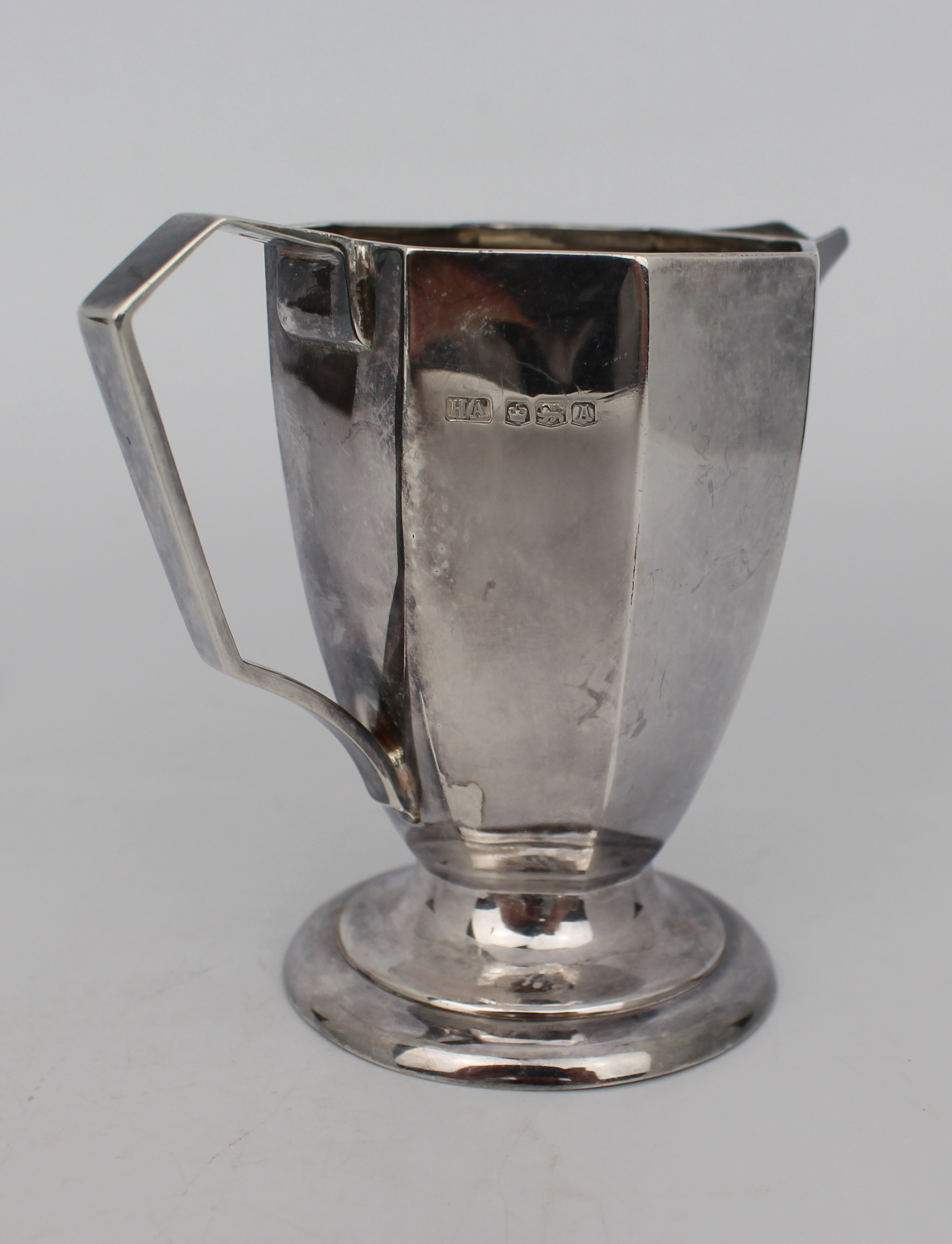 Solid Silver Cream Jug Sheffield 1943 - Image 3 of 6