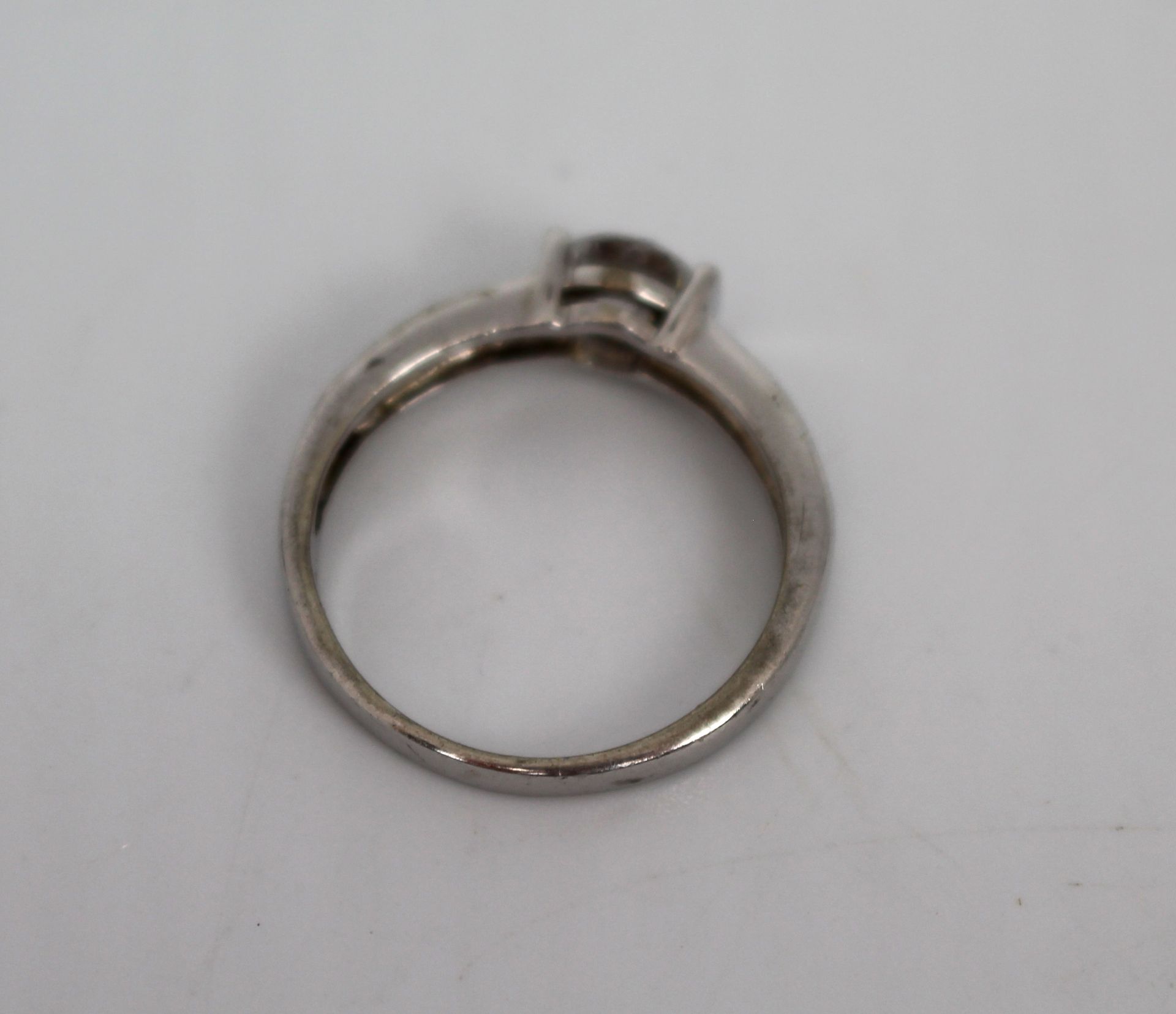 Diamond Style Silver Ring with Diamond Style Shoulders - Image 3 of 3