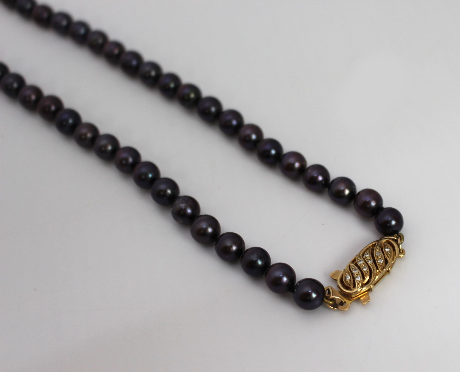 Black Pearl Necklace - Image 2 of 6