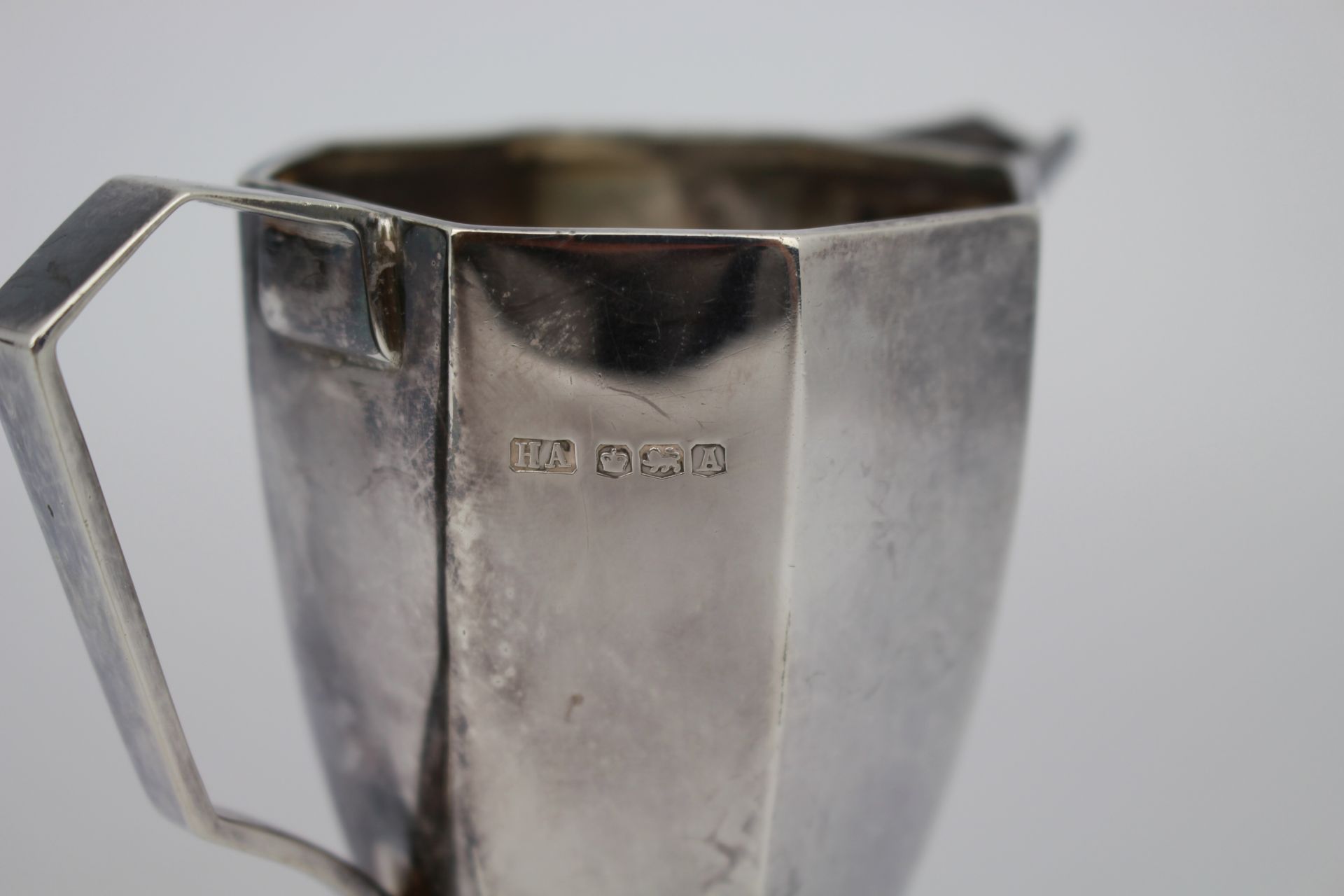 Solid Silver Cream Jug Sheffield 1943 - Image 4 of 6