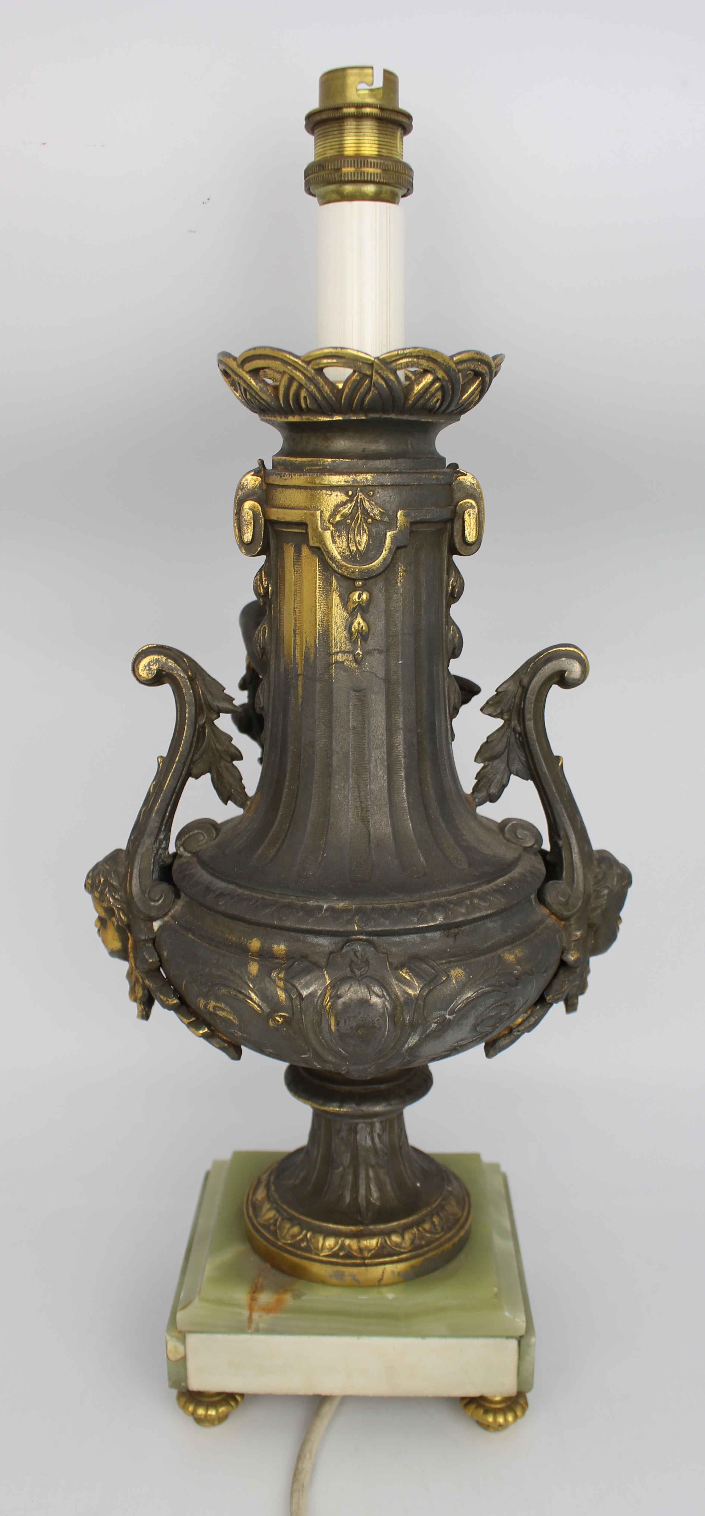 Vintage Brass Cherub Onyx Table Lamp - Image 3 of 3