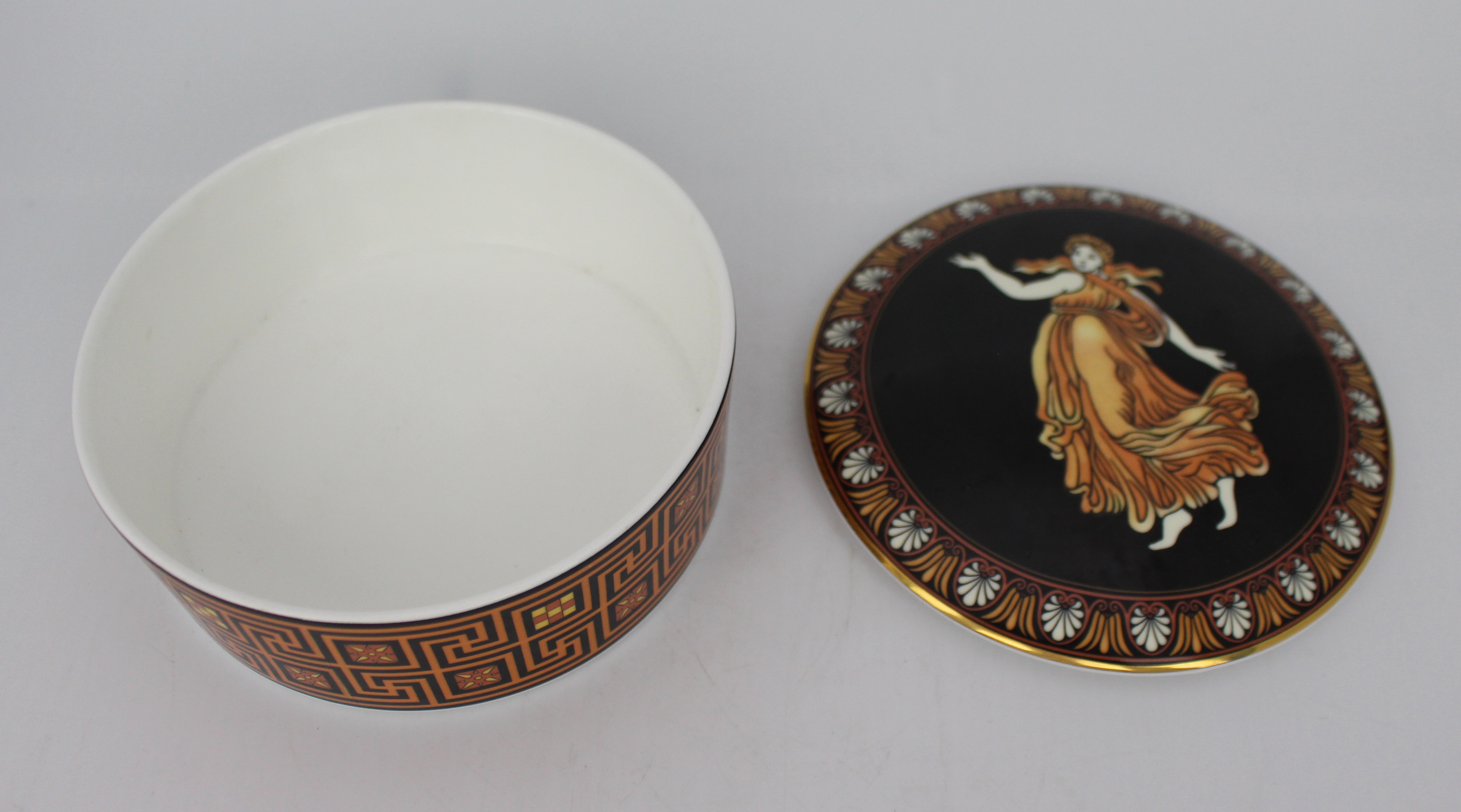 Collection of 6 Wedgwood Pieces - Image 8 of 10