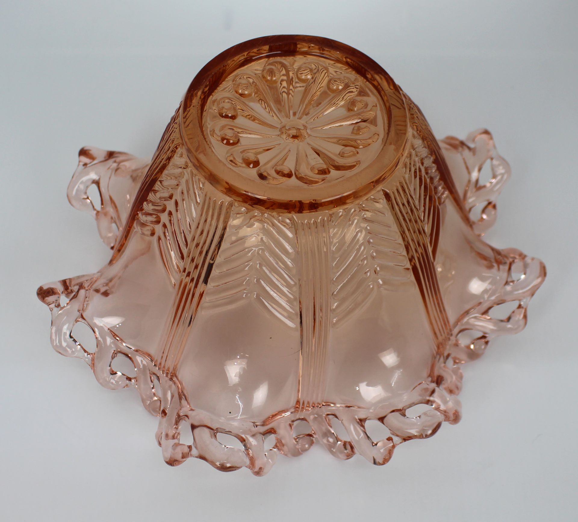 Vintage Brev Italian Pink Glass Pierced Rim Ruffled Bowl - Image 3 of 3