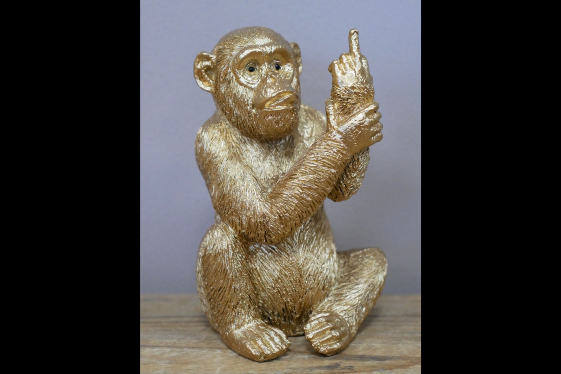 12x Small Naughty Monkey Ornaments - Image 8 of 9