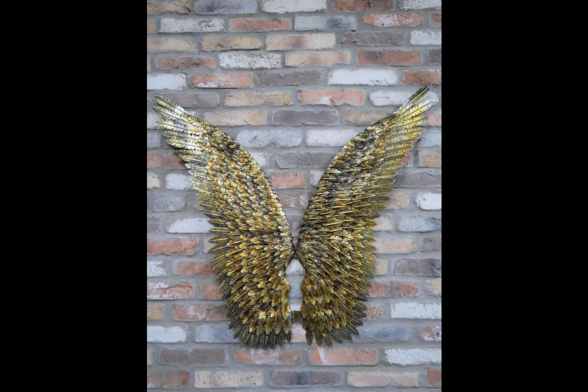 2x Large Golden Angel Wings Wall Decoration - Image 5 of 5