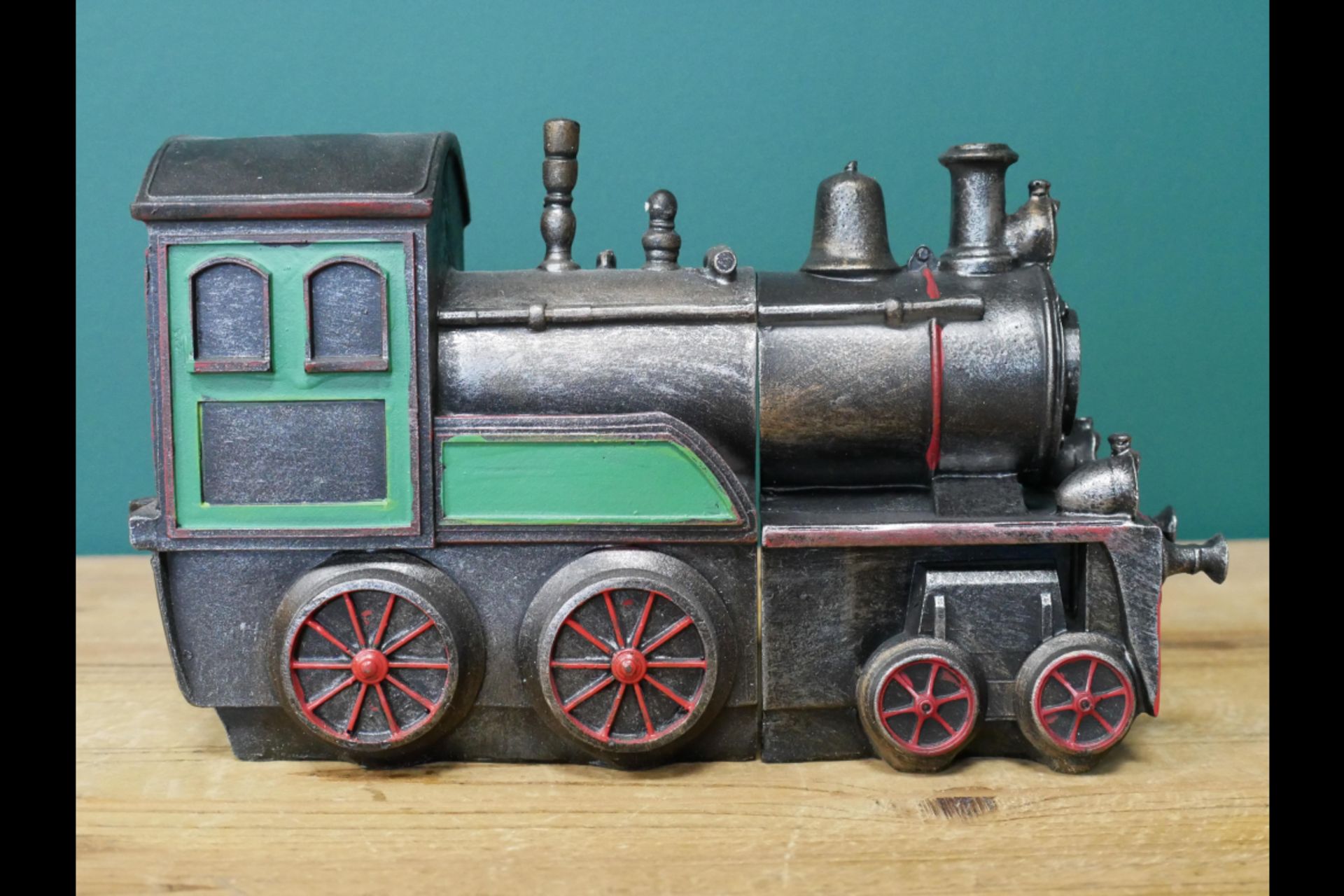 Steam Train Bookends - Image 2 of 7