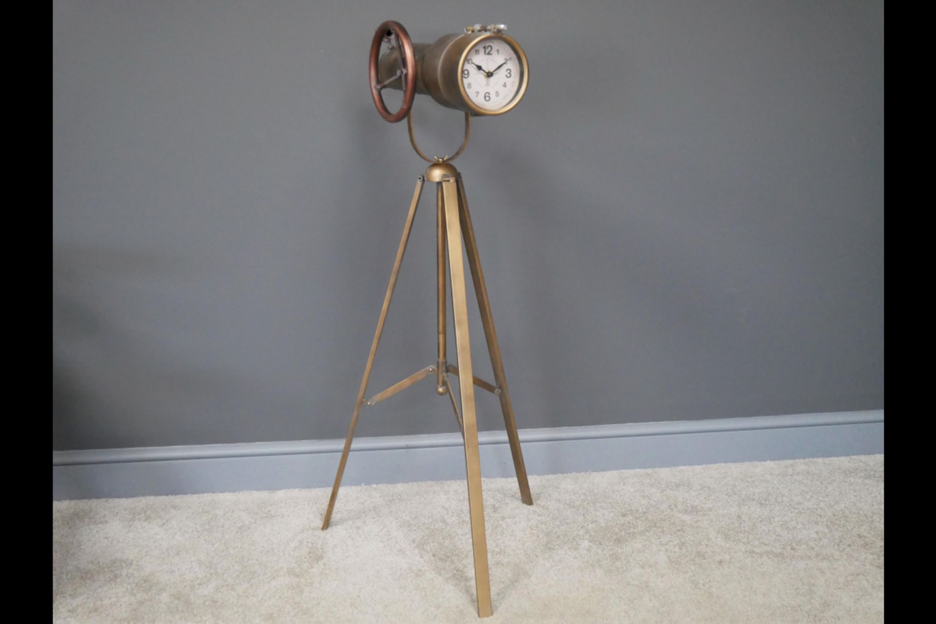 Antique Style Telescope Clock