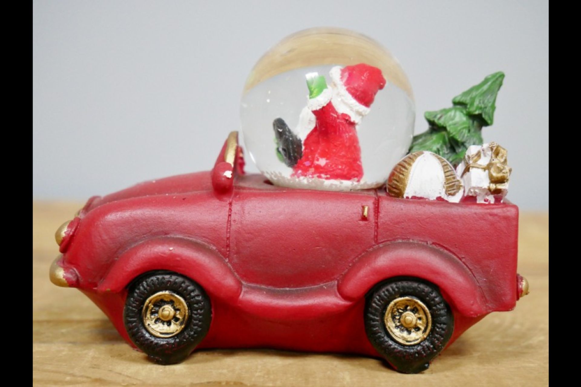 1x Santa Snow Globe - Image 5 of 5