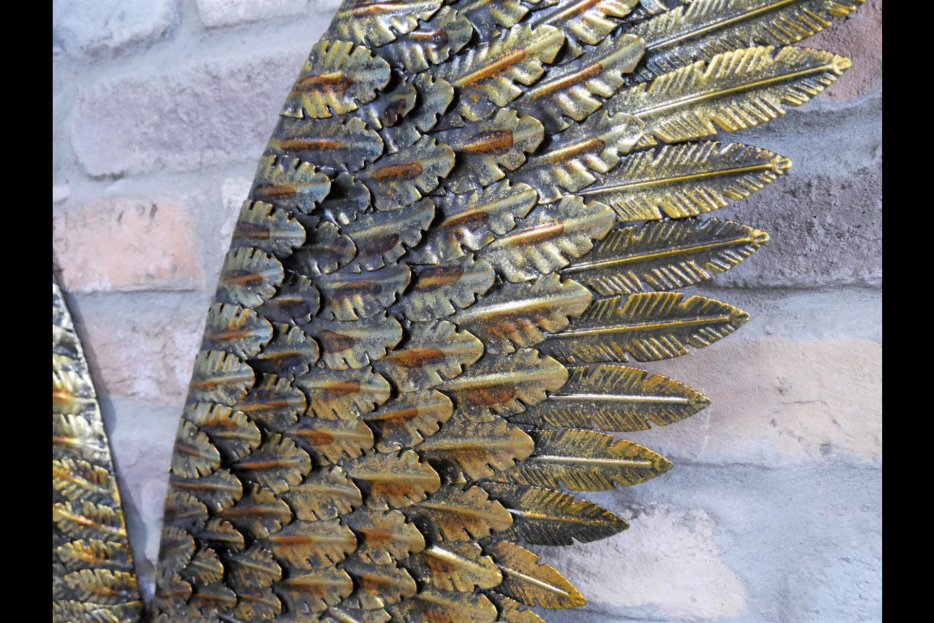 2x Large Golden Angel Wings Wall Decoration - Image 4 of 5