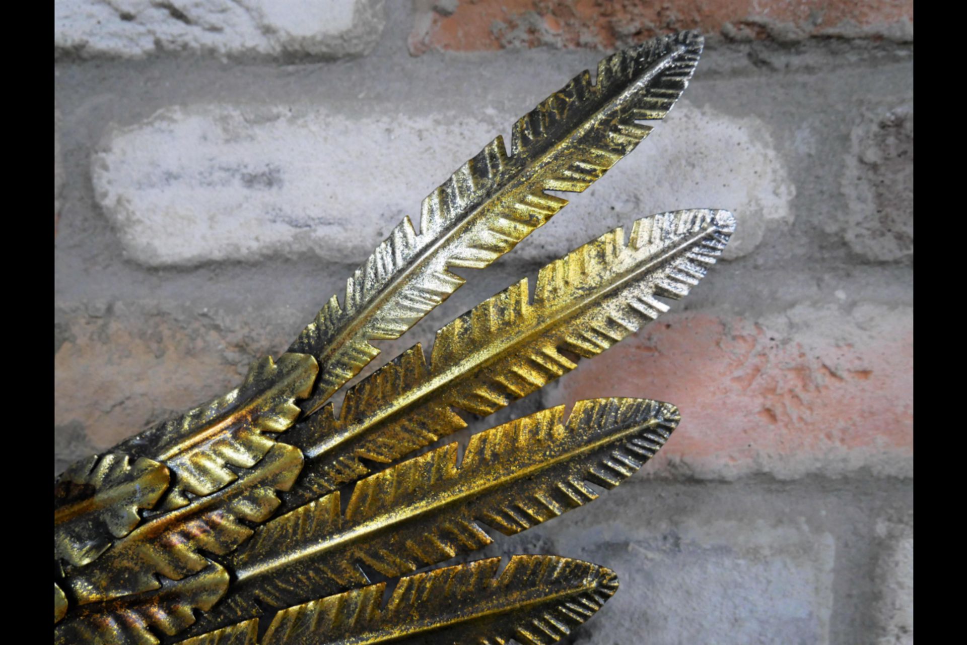 2x Large Golden Angel Wings Wall Decoration - Image 2 of 5