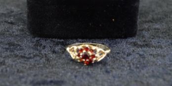 9ct Gold Garnet Cluster Ring