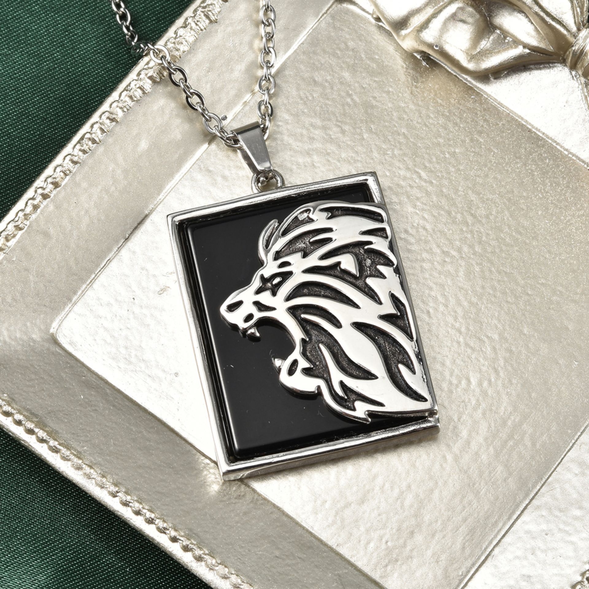 NEW!! Black Agate Lion Ring & Black Agate Lion Pendant - Image 5 of 8