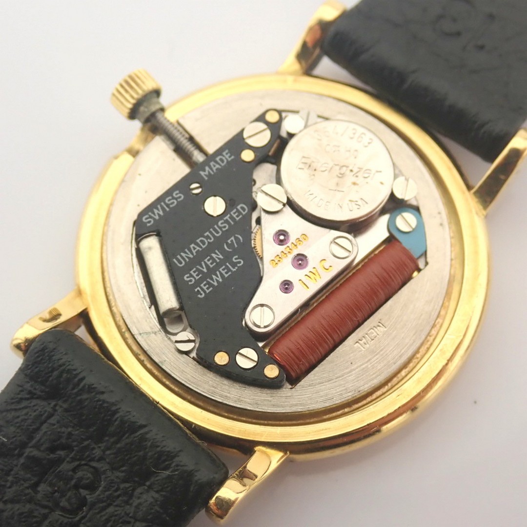 IWC / Schaffhausen - Lady's Yellow gold Wrist Watch - Image 12 of 14
