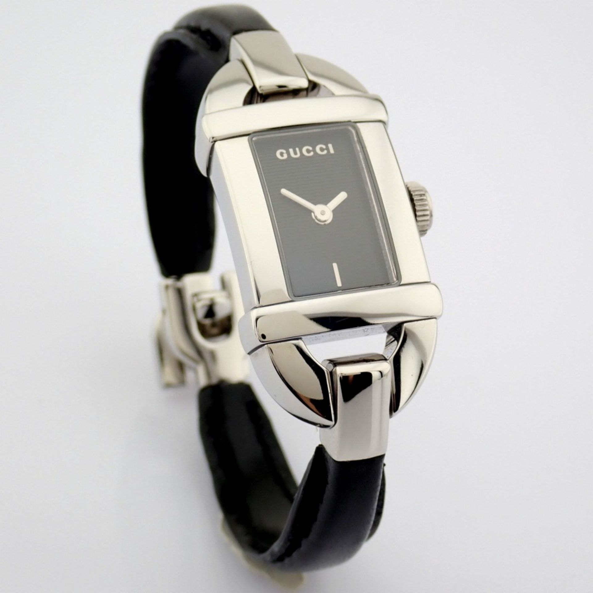 Gucci / 6800L - (Unworn) Lady's Steel Wrist Watch