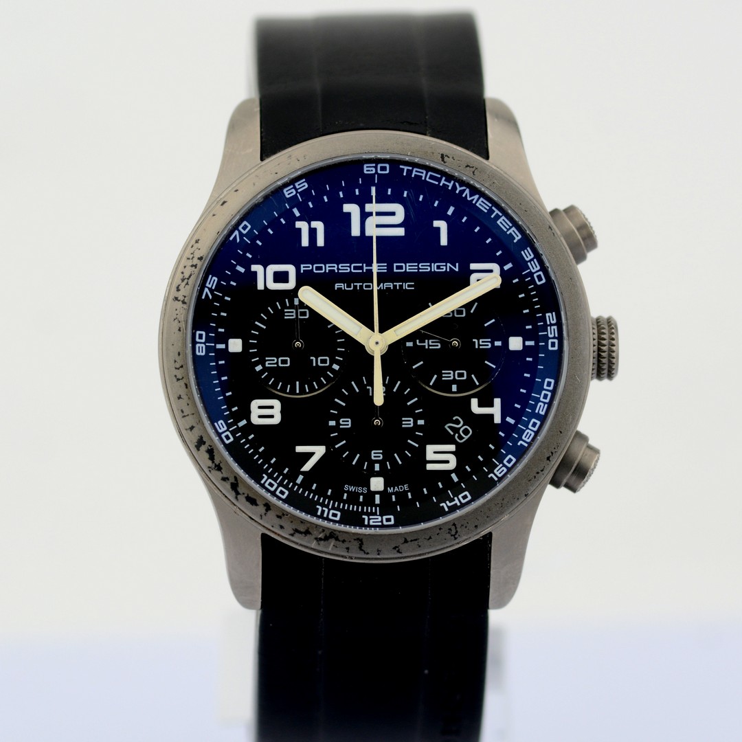 Porsche Design / Dashboard chronograph - Gentlmen's Titanium Wrist Watch - Image 4 of 7