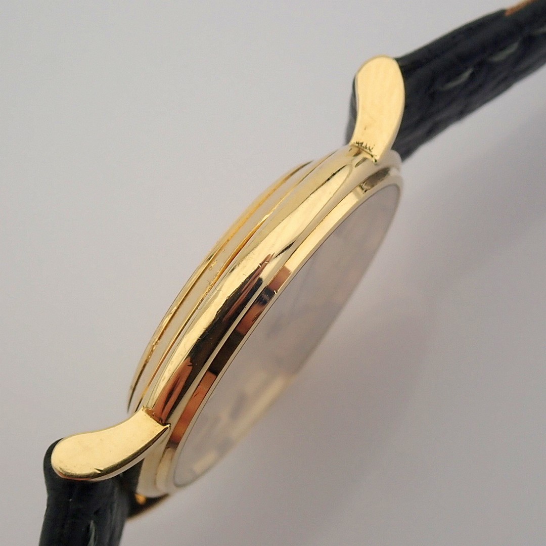 IWC / Schaffhausen - Lady's Yellow gold Wrist Watch - Image 3 of 14