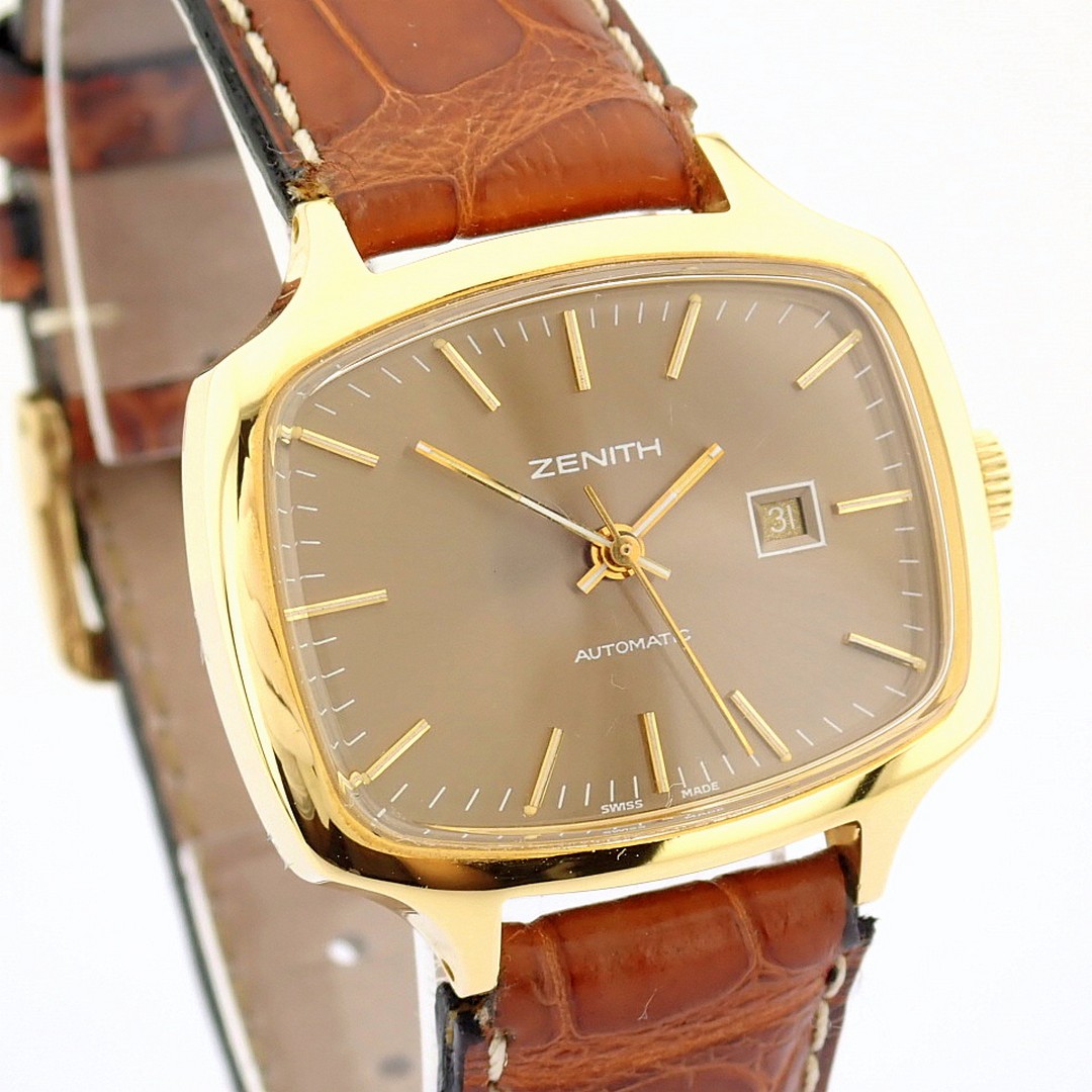 Zenith / Unworn - Lady's Yellow gold Wrist Watch