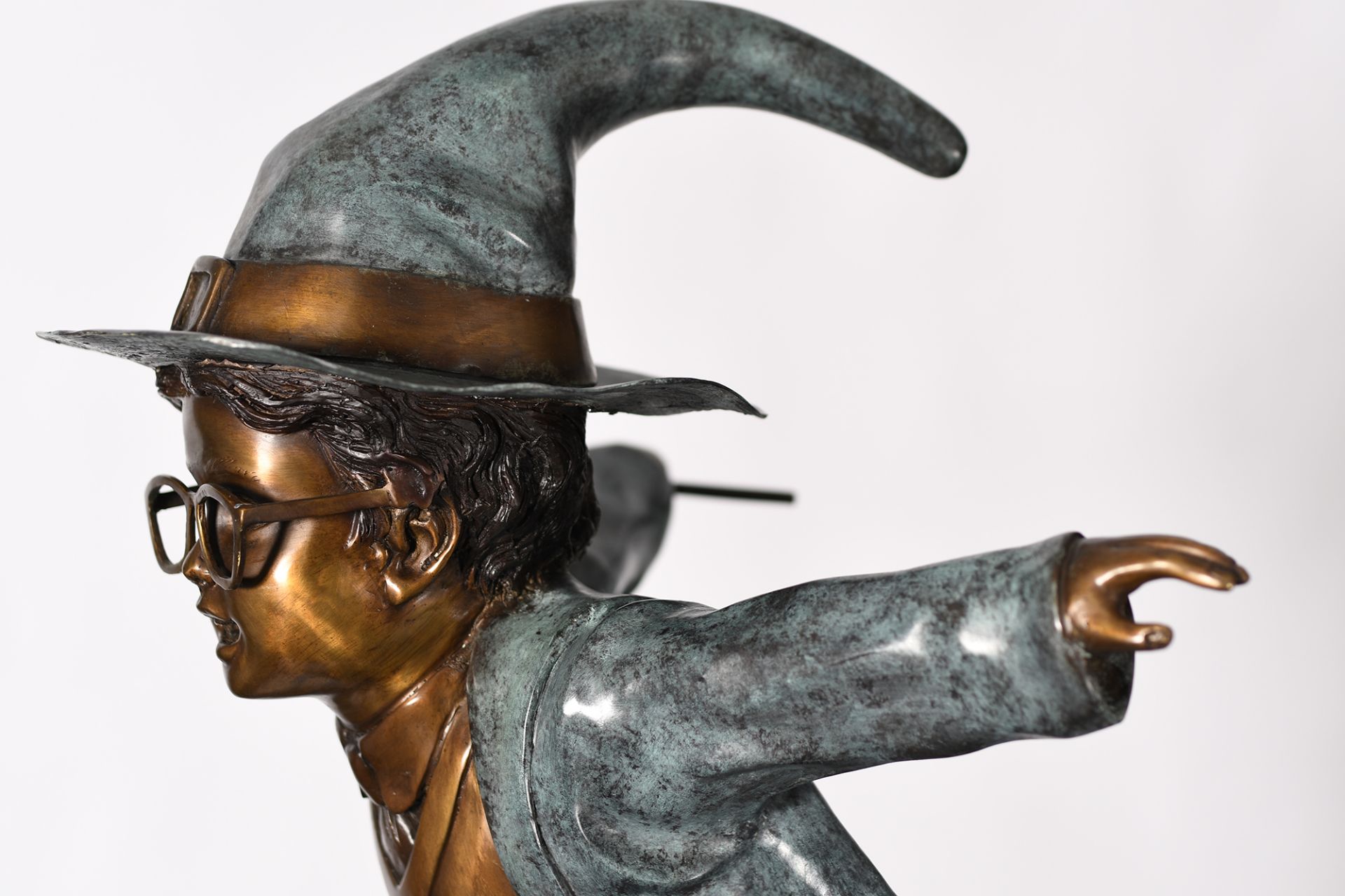 Large 4ft Bronze Wizard Figure - Image 6 of 10