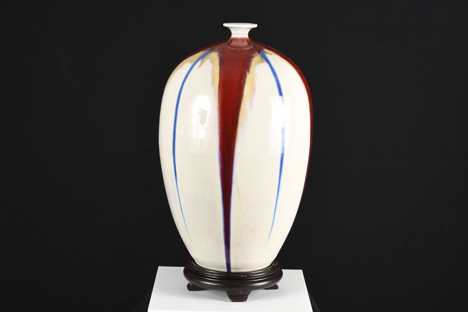 Red, Blue, White Striped Oriental Porcelain Art Vase - Image 4 of 5