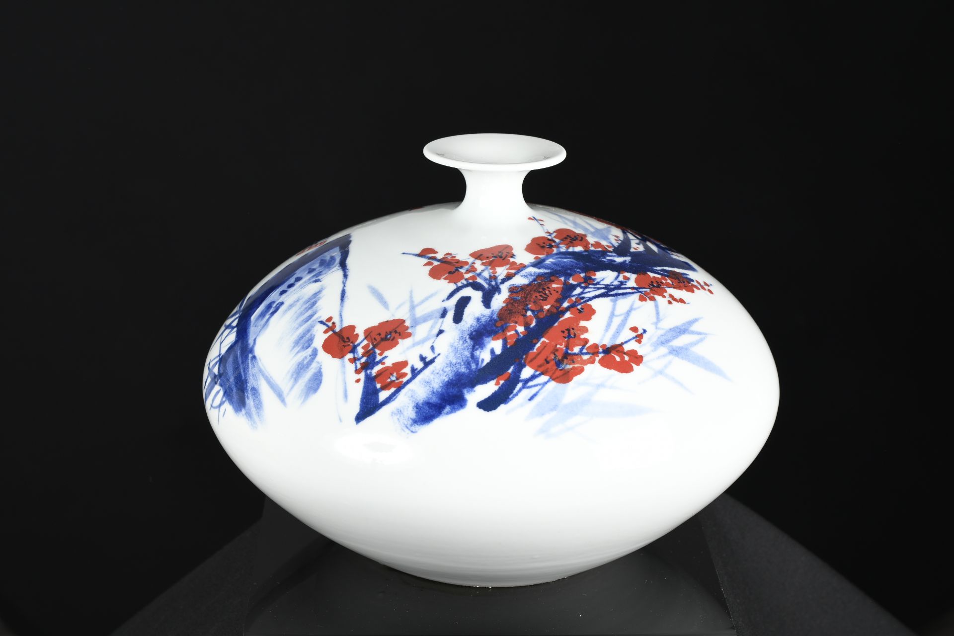 Small Neck Porcelain Hand Made Art Vase - Image 2 of 5
