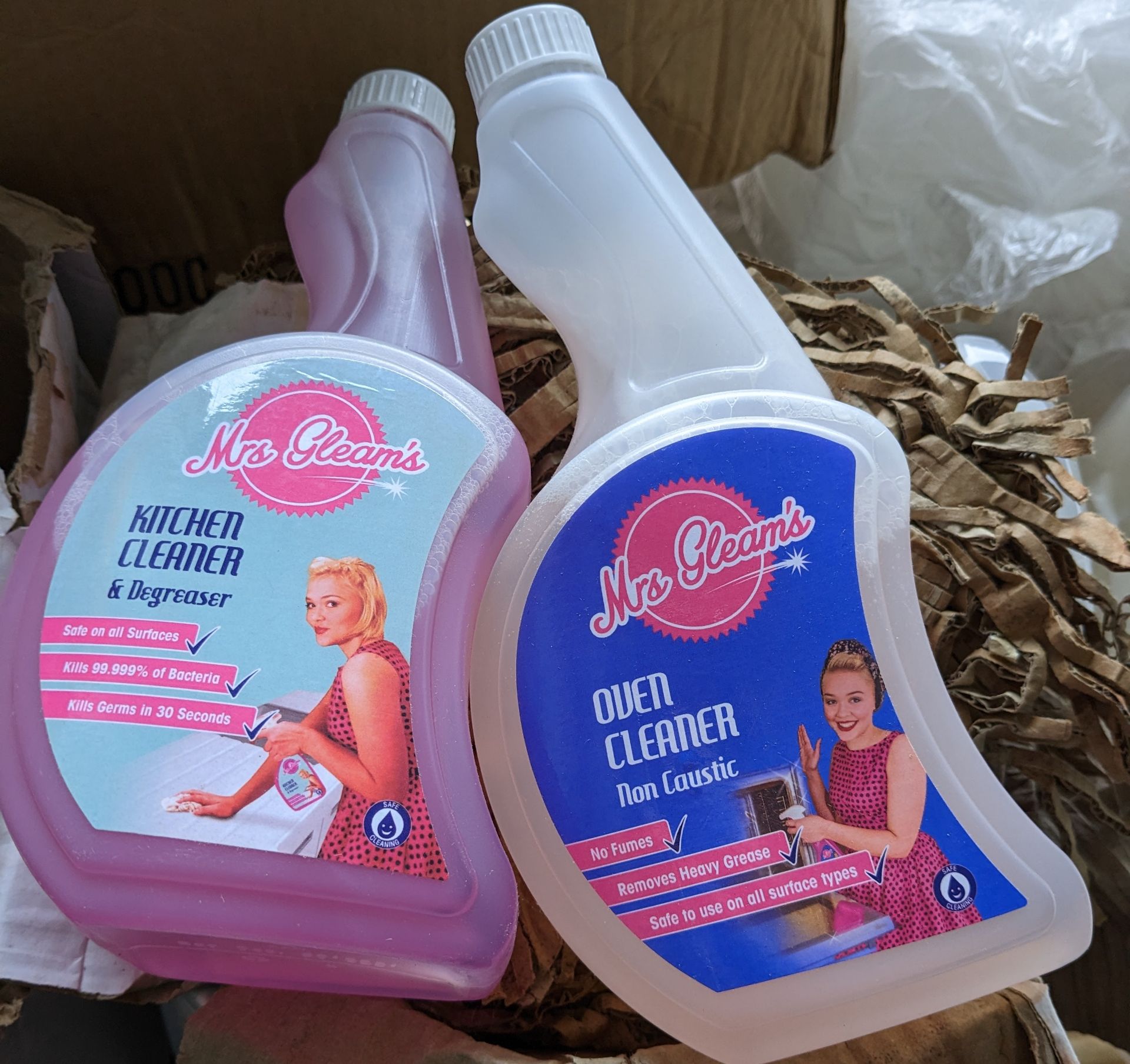 12 Brand New Mrs Gleams Cleaning Spray Bottles