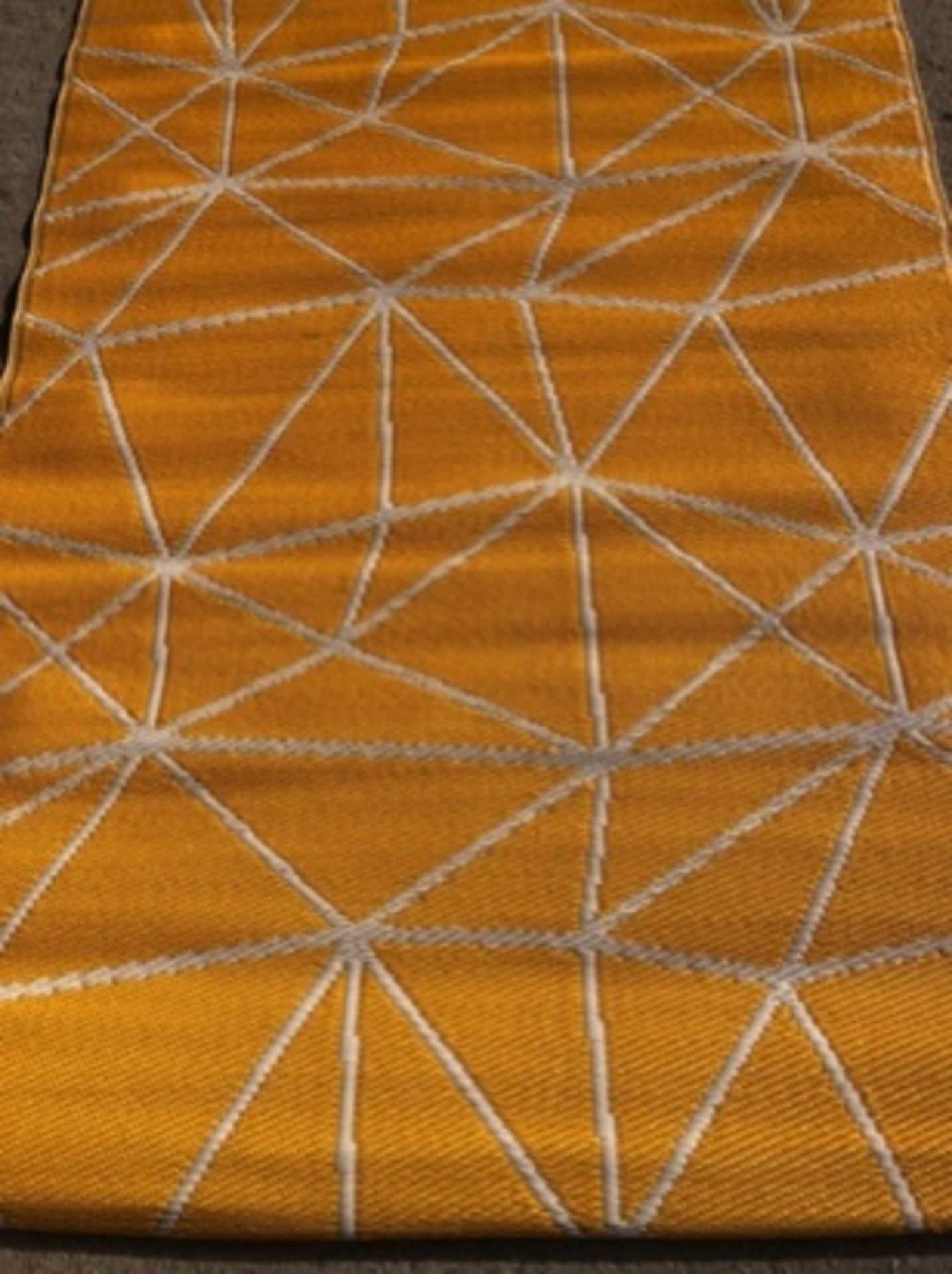 10 x Contemporary Outdoor Garden Rugs - Patio/Garden/Beach - Mustard Yellow 1.8m x 1.2m