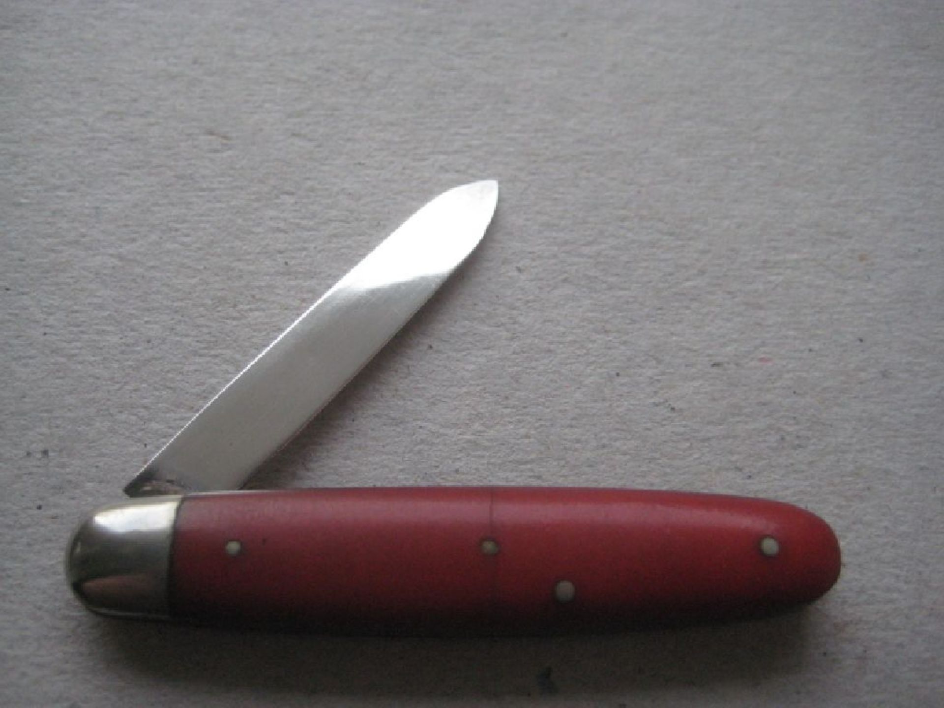 Rare Red Bakerlite Plastic Hafted Silver Bladed Folding Fruit Knife - Image 2 of 6