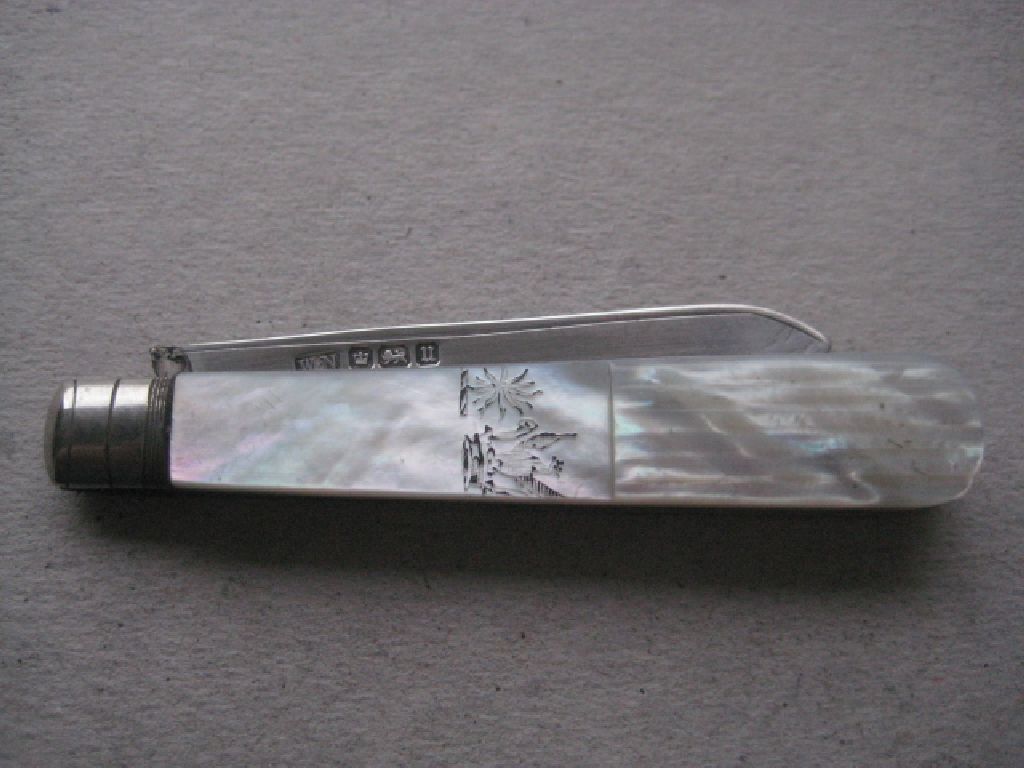 George V Mother of Pearl Hafted Silver Bladed Folding Fruit Knife - Image 10 of 10