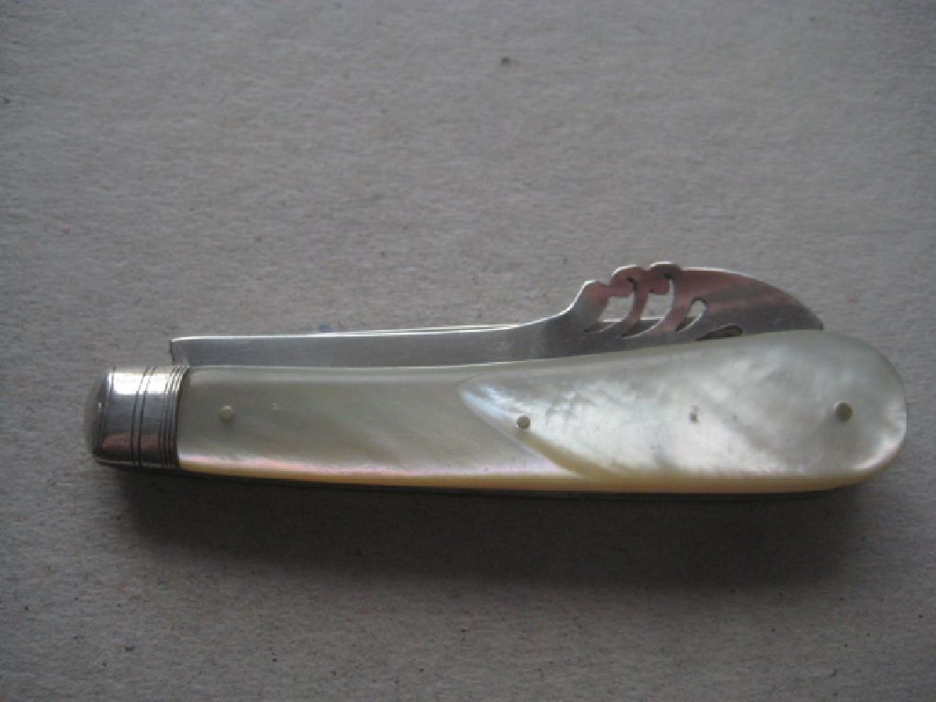 Victorian Mother of Pearl Hafted Silver Bladed Orange Peeler Folding Fruit Knife - Image 10 of 10