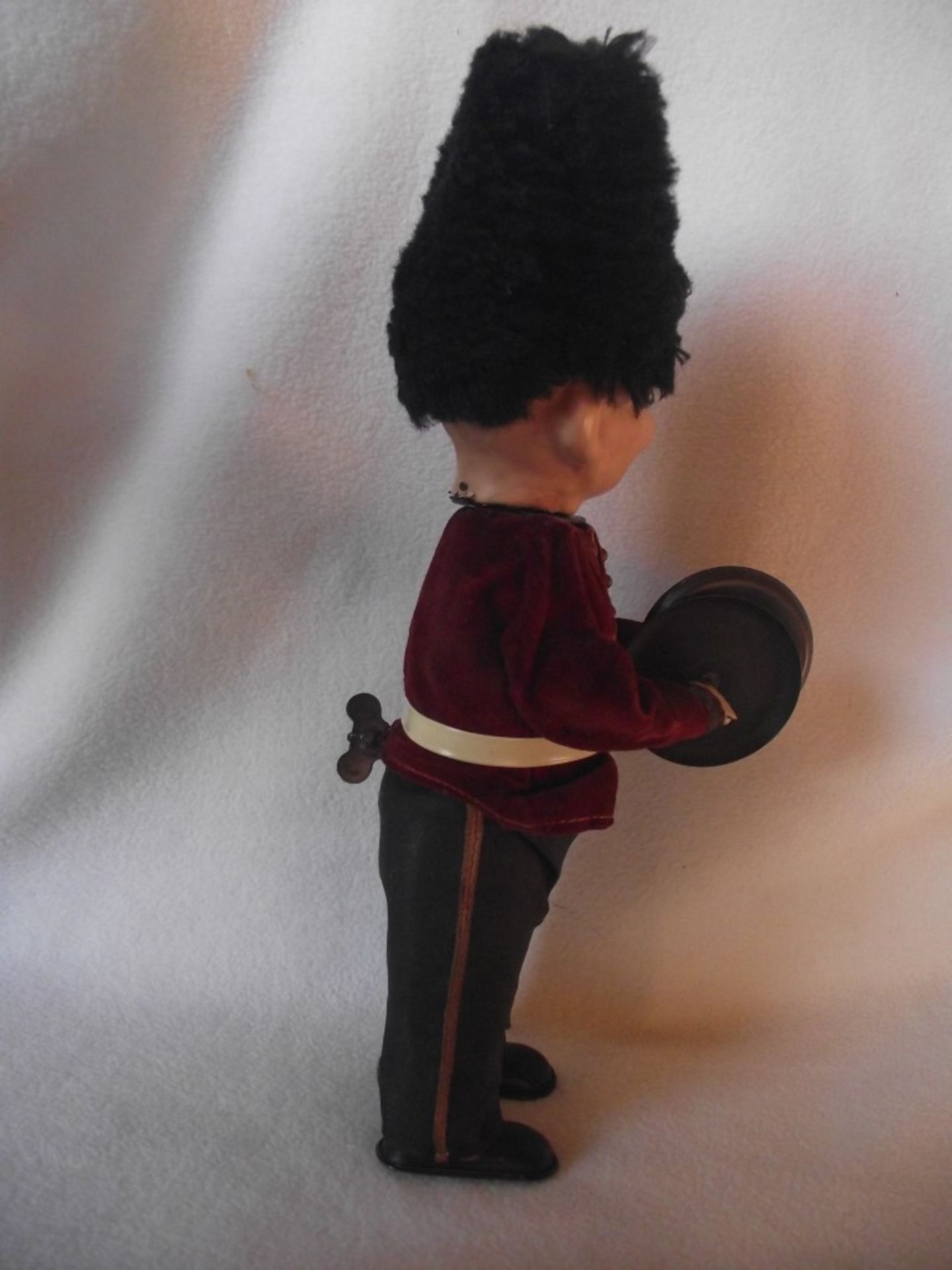 Vintage Clockwork Guardsman Playing Cymbals - Moving Bisque Head -1950's-1960's - Image 10 of 23