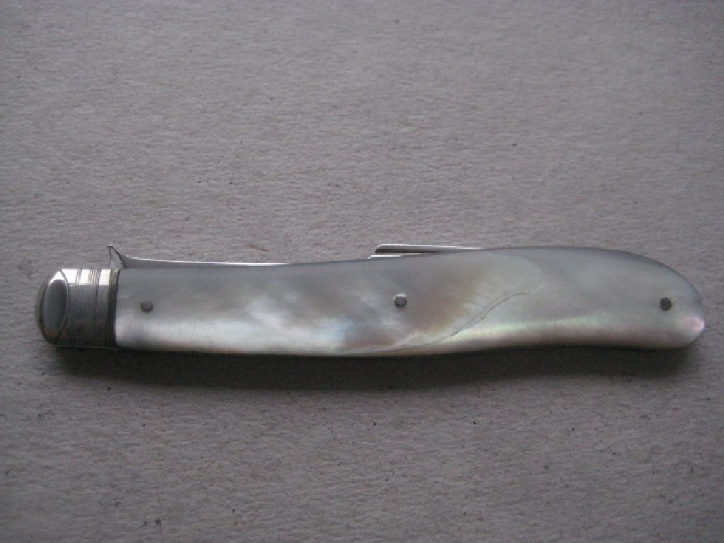 Rare George IV Mother of Pearl Hafted Silver Bladed Folding Fruit Fork - Image 9 of 9