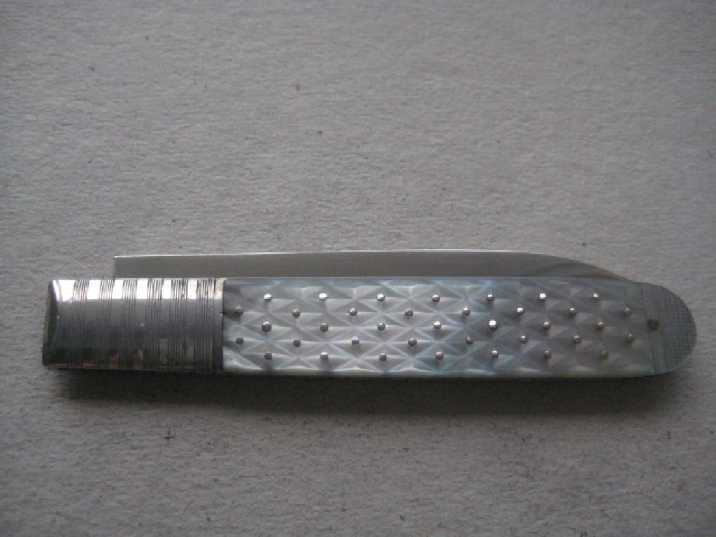 George IV Mother of Pearl Hafted Silver Bladed Folding Fruit Knife - Image 9 of 9