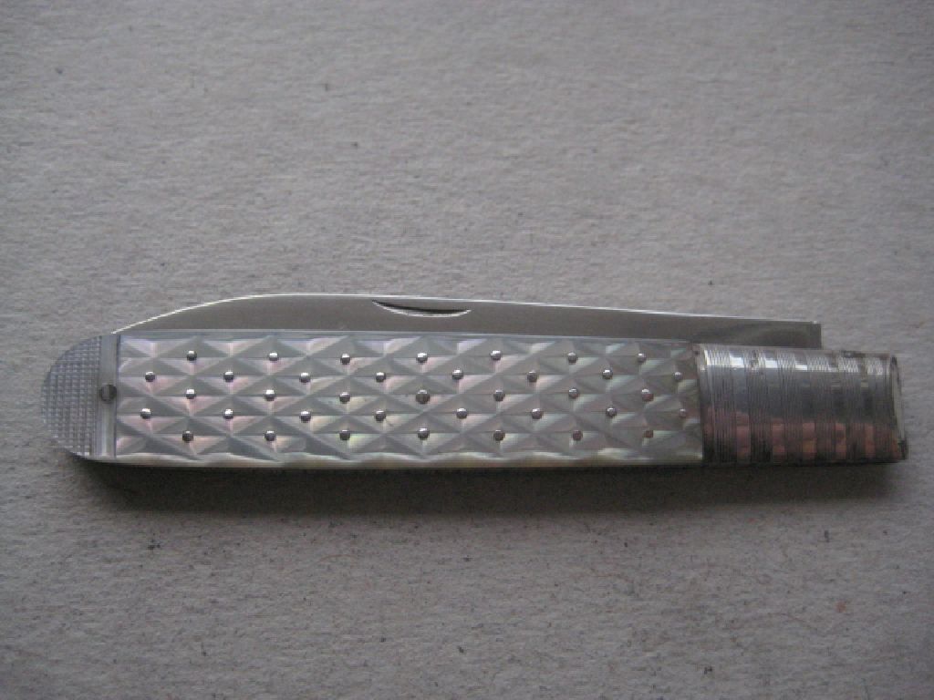 George IV Mother of Pearl Hafted Silver Bladed Folding Fruit Knife - Image 8 of 9
