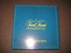 Trivial Pursuit Master Game-Genus Edition Board Game