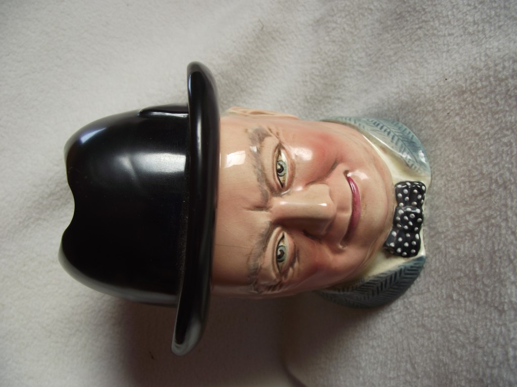 Winston Churchill Tobacco Jar/Hat Ashtray -T Lawrence Falcon Ware England 1950's - Image 17 of 17