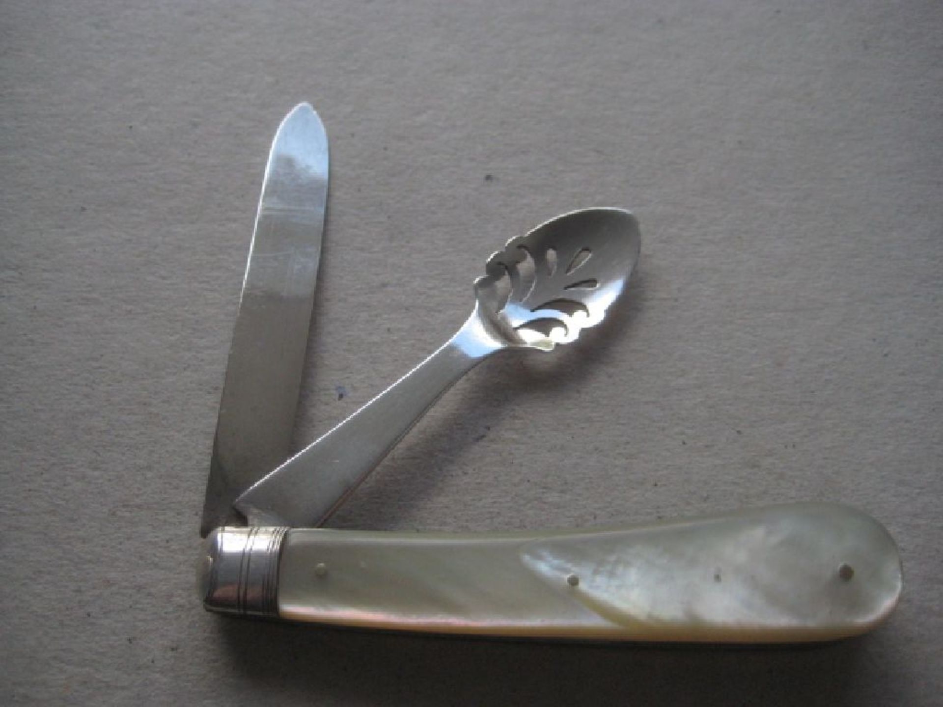 Victorian Mother of Pearl Hafted Silver Bladed Orange Peeler Folding Fruit Knife - Image 2 of 10