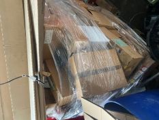 Large Pallet of Lamps Low Reserve