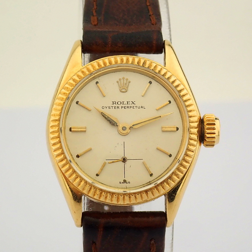 Rolex / Oyster Perpetual - Lady's Yellow Gold Wrist Watch - Image 4 of 10