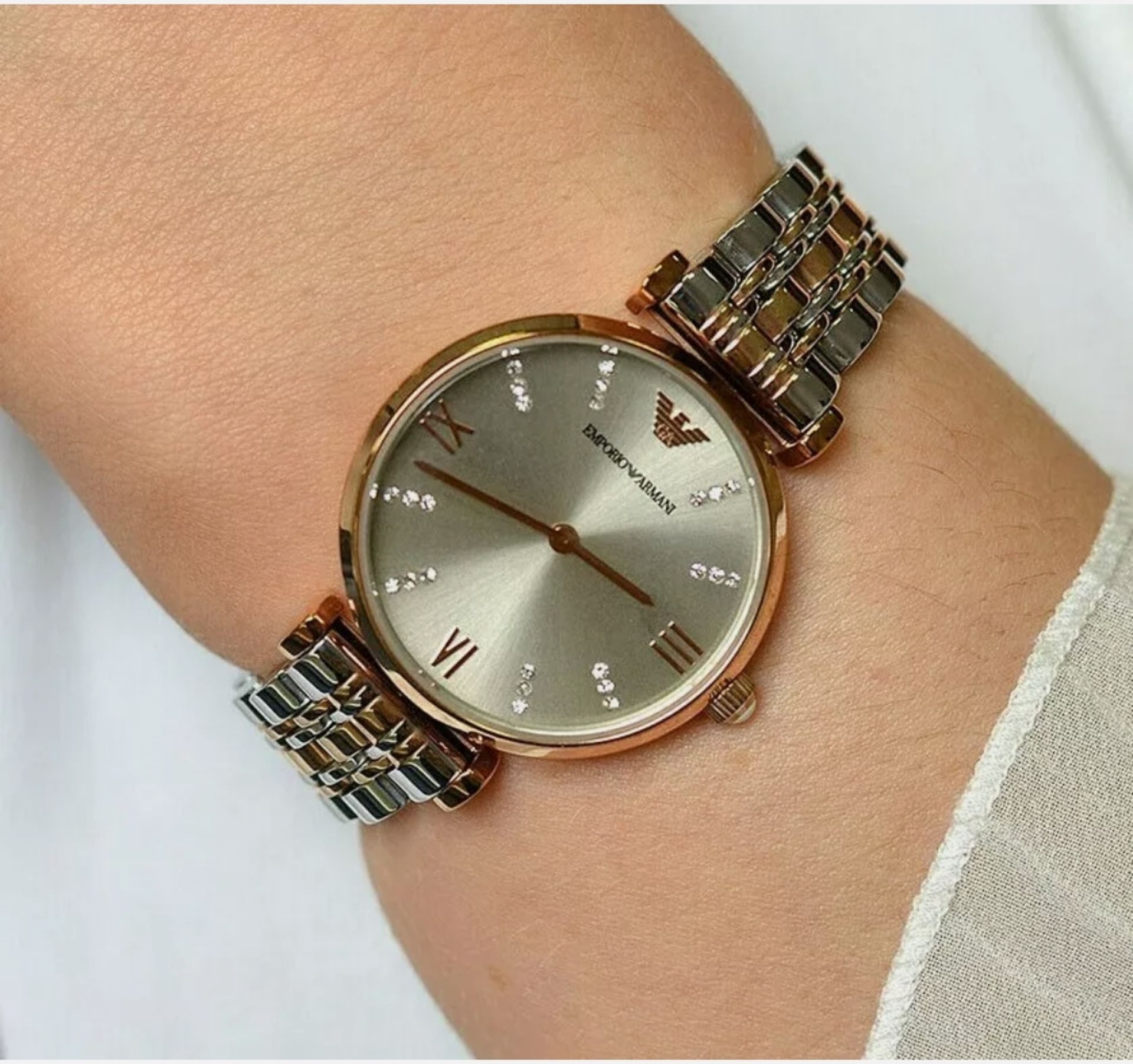 Emporio Armani AR1840 Women's Quartz Designer Watch - Rose Gold & Silver - Image 3 of 6