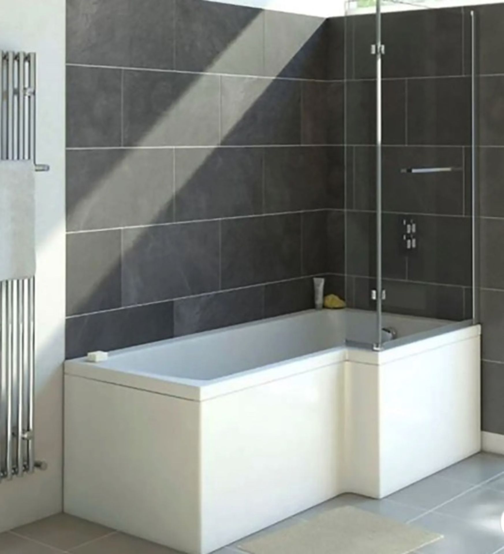 Brand New Boxed Lena White Right Hand Shower Bath with Screen - 1700 x 850mm RRP £480 *No Vat*