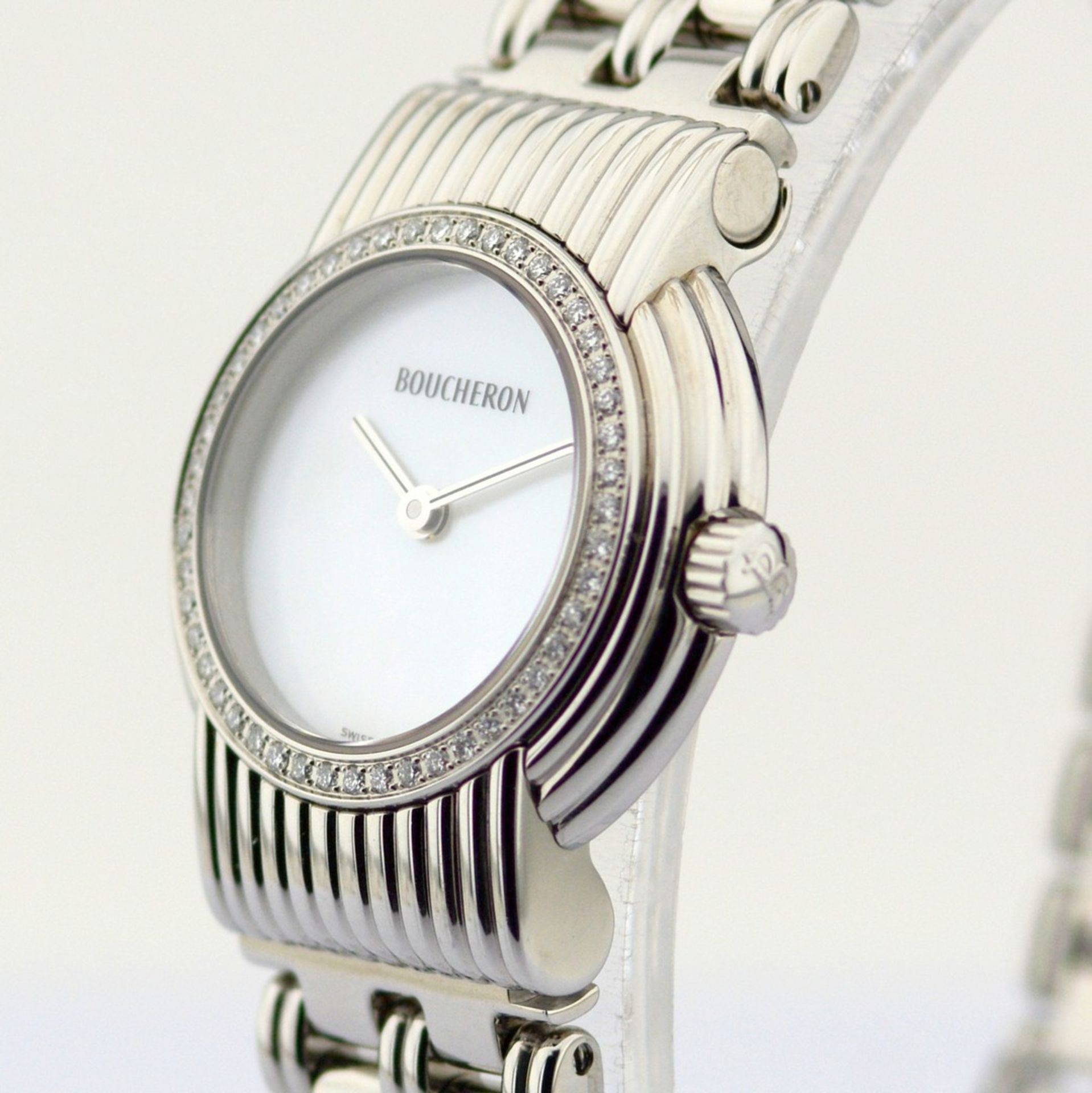 Boucheron / AJ 411367 Diamond Case Mother of pearl - Lady's Steel Wristwatch - Image 9 of 14