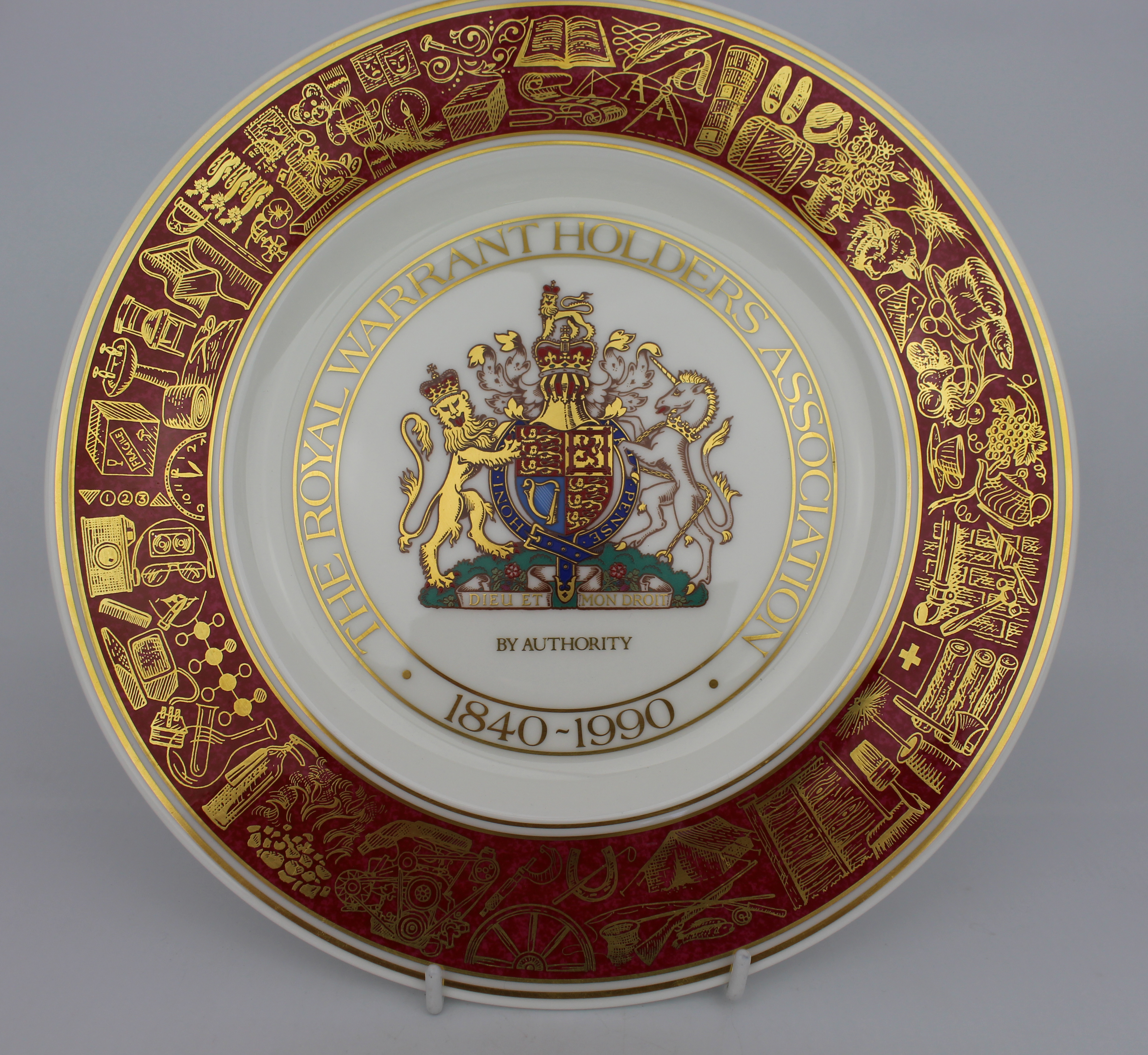 Royal Worcester Royal Warrant Cabinet Plate