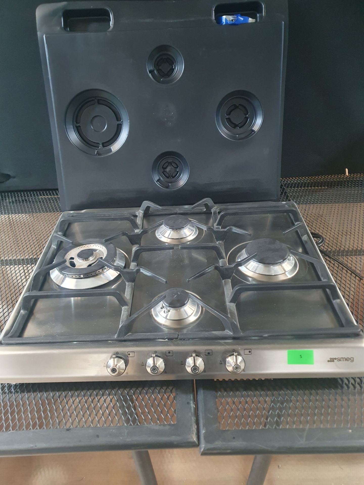 Smeg SER60SGH3 60 Classica Aesthetic Gas Hob RRP £299 - Image 2 of 13