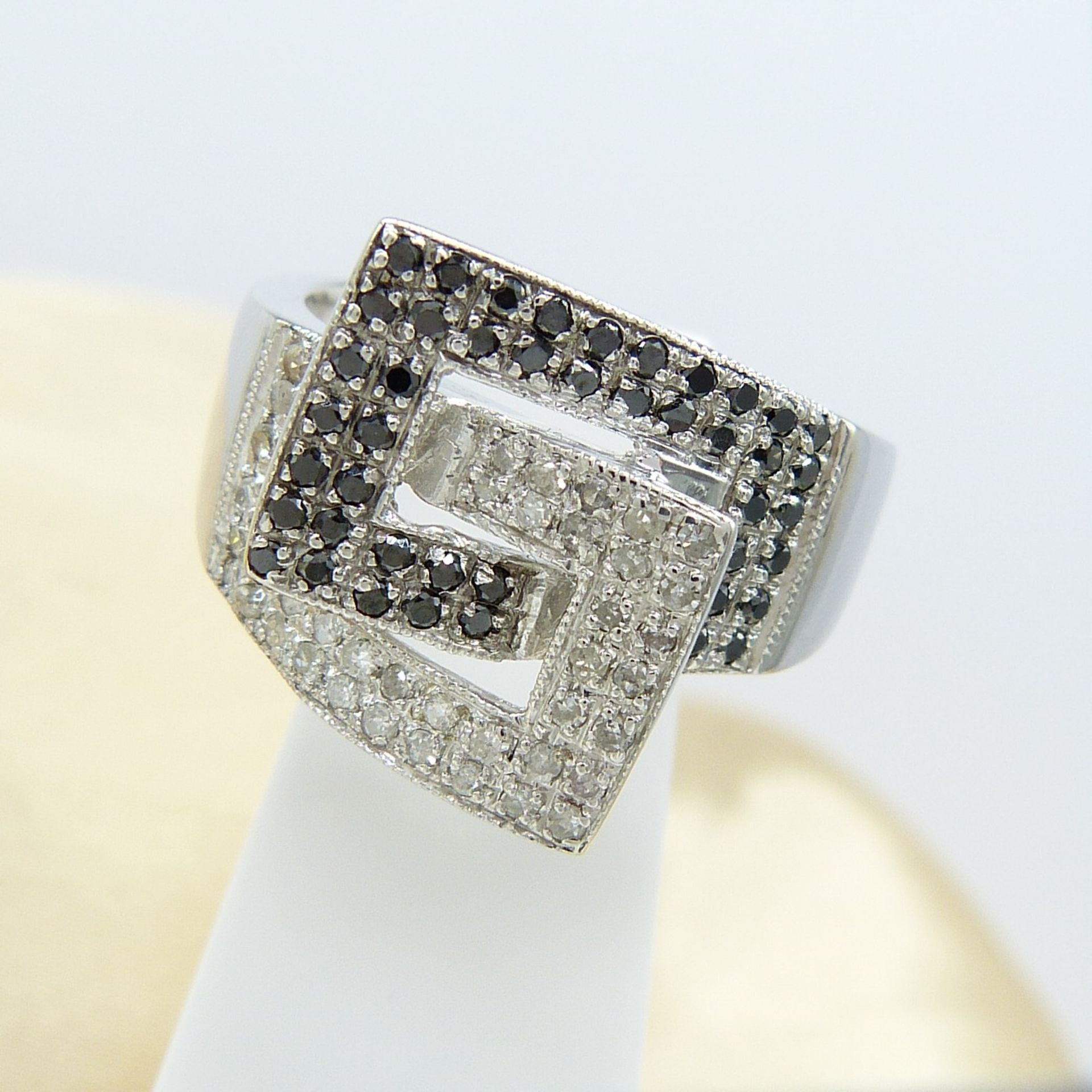 Mid-century Styled 0.45 Carat Black and White Diamond Ring In White Gold - Image 2 of 6