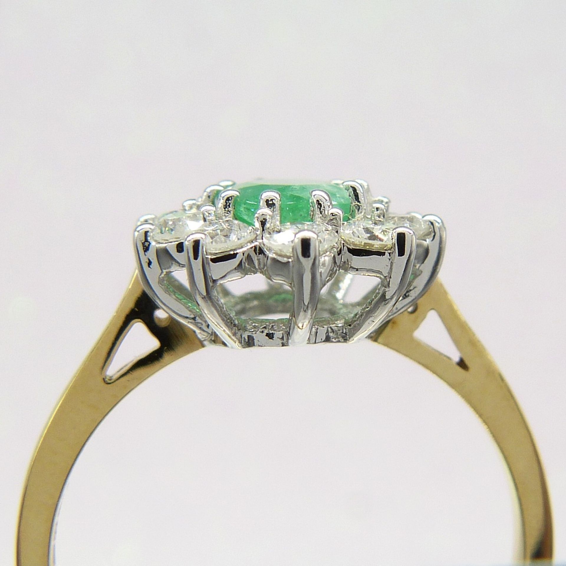 Certificated 18ct Yellow and White Gold Emerald and Diamond Cluster Ring - Image 3 of 7