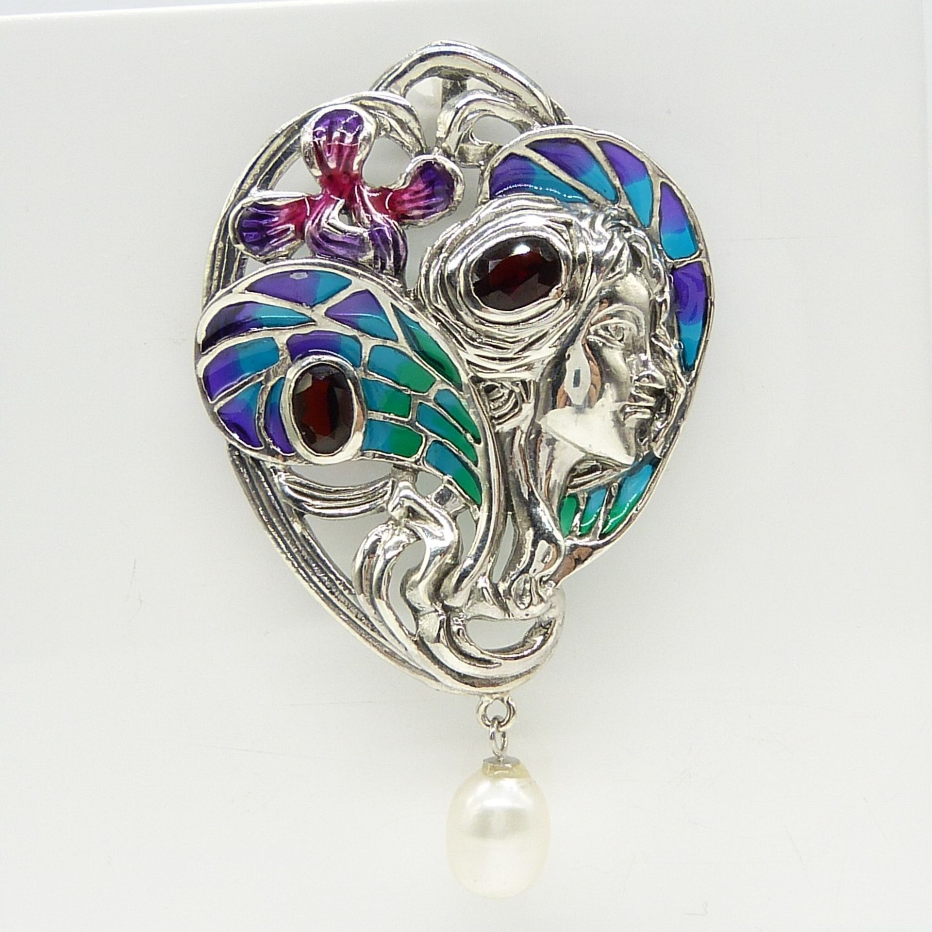 Large Silver Art Nouveau-style Plique-a-jour Brooch With Cultured Pearl and Garnets - Image 5 of 5