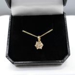 Certificated 18ct Yellow Gold 1.00 Carat VS Diamond Solitaire Pendant With Chain and Box