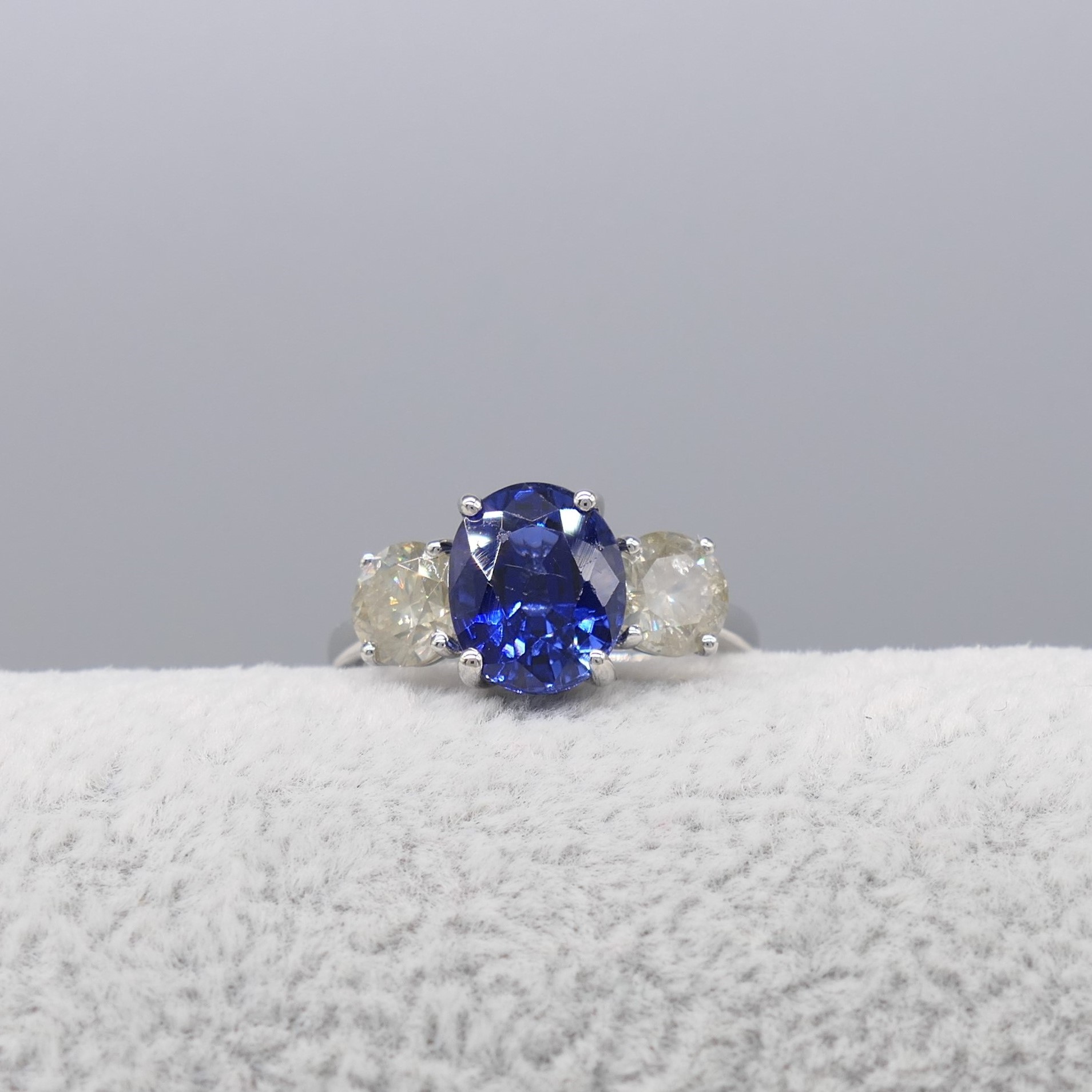 2.87 Carat Sapphire and 1.19 Carat Diamond Trilogy Ring In 18ct White Gold, With Certificate